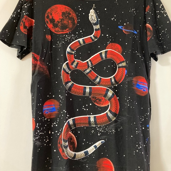 GUCCI mens small t-shirt - snake and planets - Picture 1 of 5